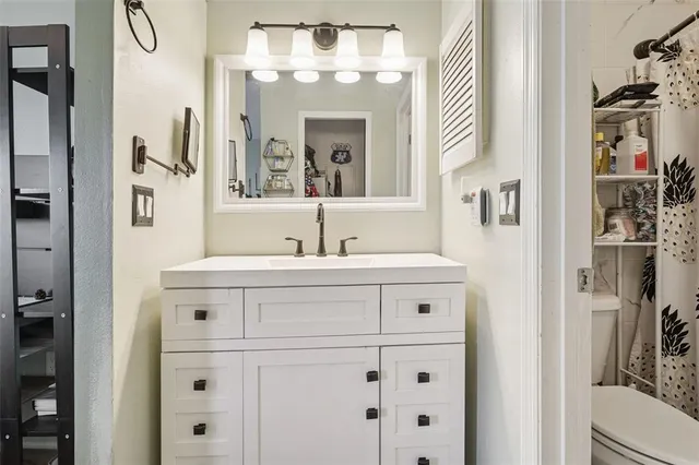 $400,000 | 1913 Excalibur Drive, Orlando, FL 32822