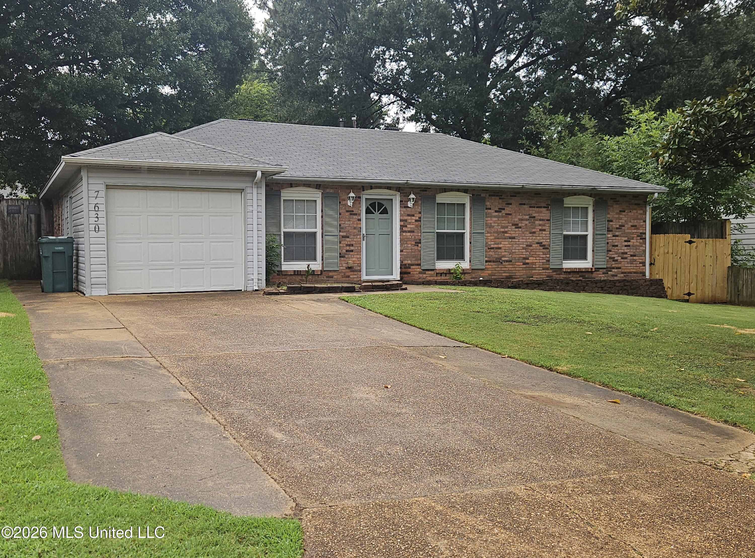 7630 Rockingham Drive Southaven, MS 38671 - Photo 1 of 24 1) 75522-6a763bd63473f