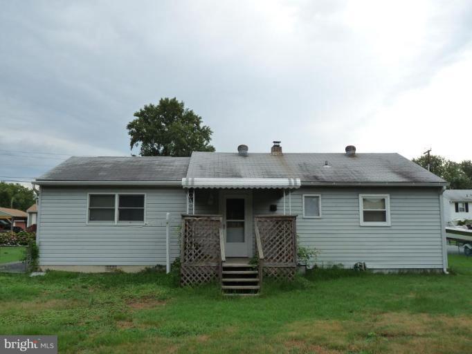 6811 Cornell Road Middle River, MD 21220 - Photo 3 of 15 Exterior (Rear)