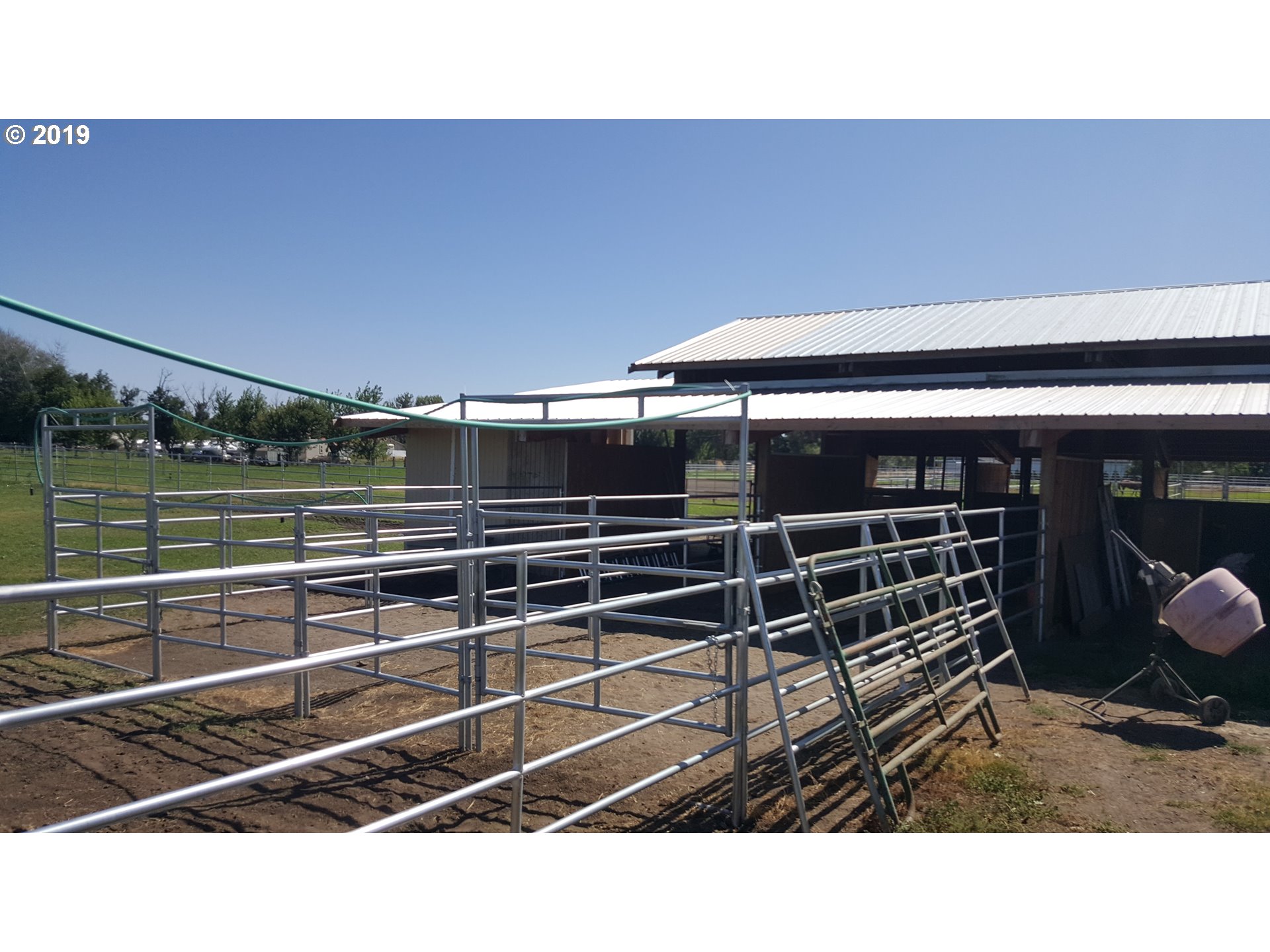 32407 East Punkin Center Road Hermiston, OR 97838 - Photo 6 of 17