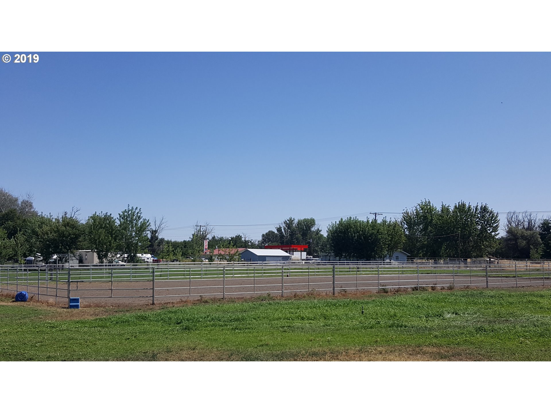 32407 East Punkin Center Road Hermiston, OR 97838 - Photo 8 of 17