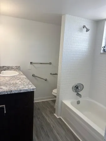 $2,200 | 1700 Northwest 58th Terrace, Unit 4A, Sunrise, FL 33313