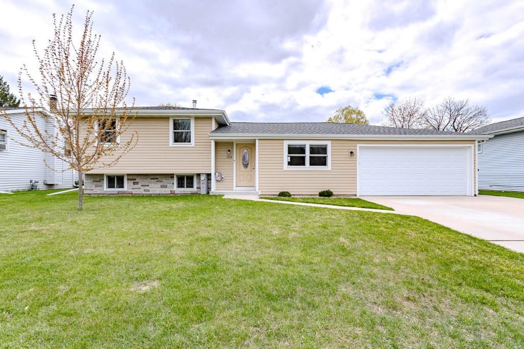 309 Hanz Street Schofield, WI 54476 - Photo 1 of 45