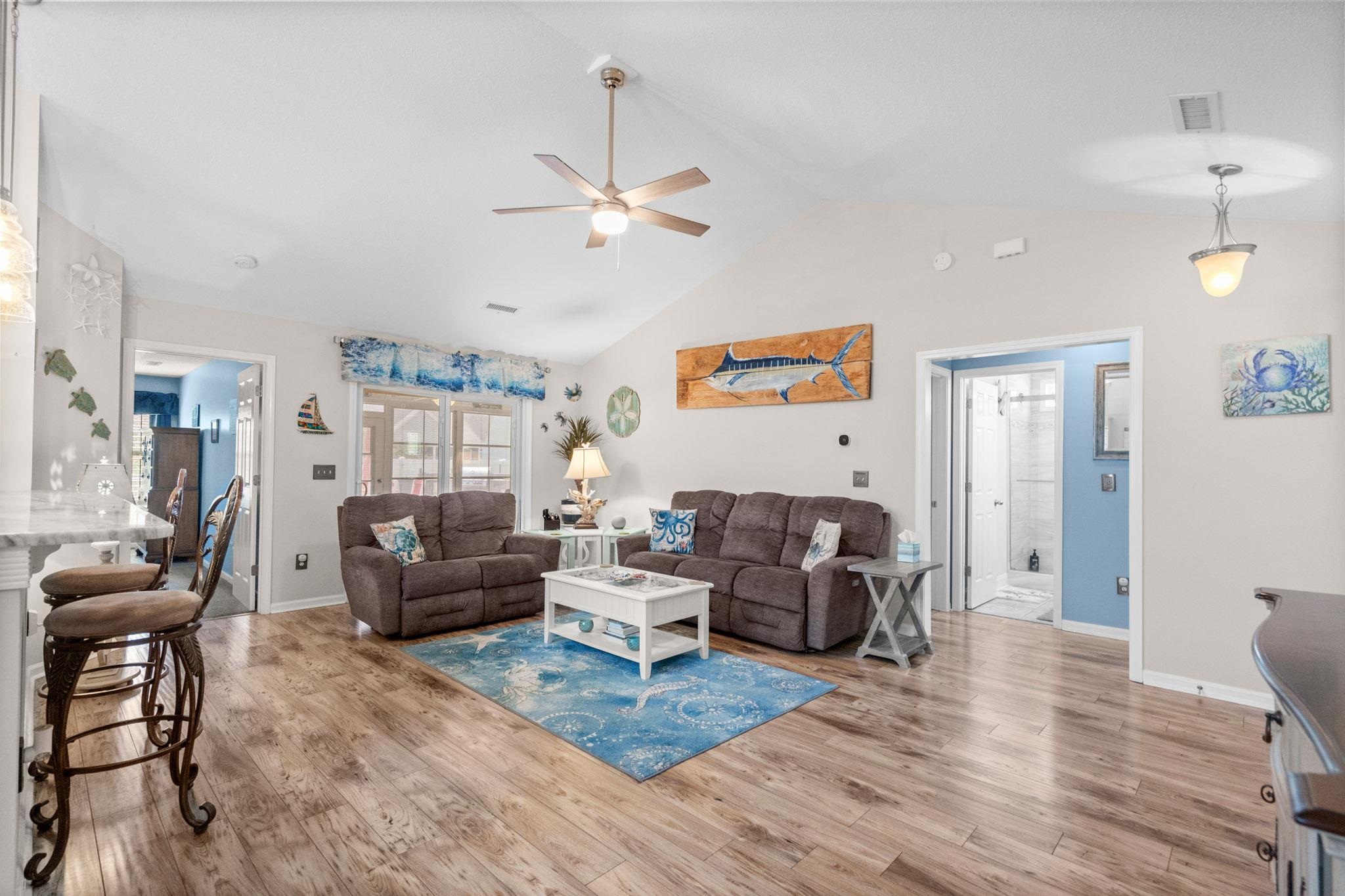 606 Leprechaun Lane Murrells Inlet, SC 29576 - Photo 4 of 41
