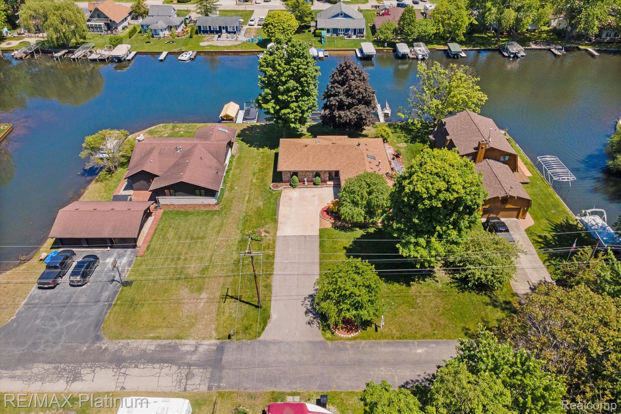 11157 Wynns Road Pinckney, MI 48169 - Photo 25 of 33 Drone view