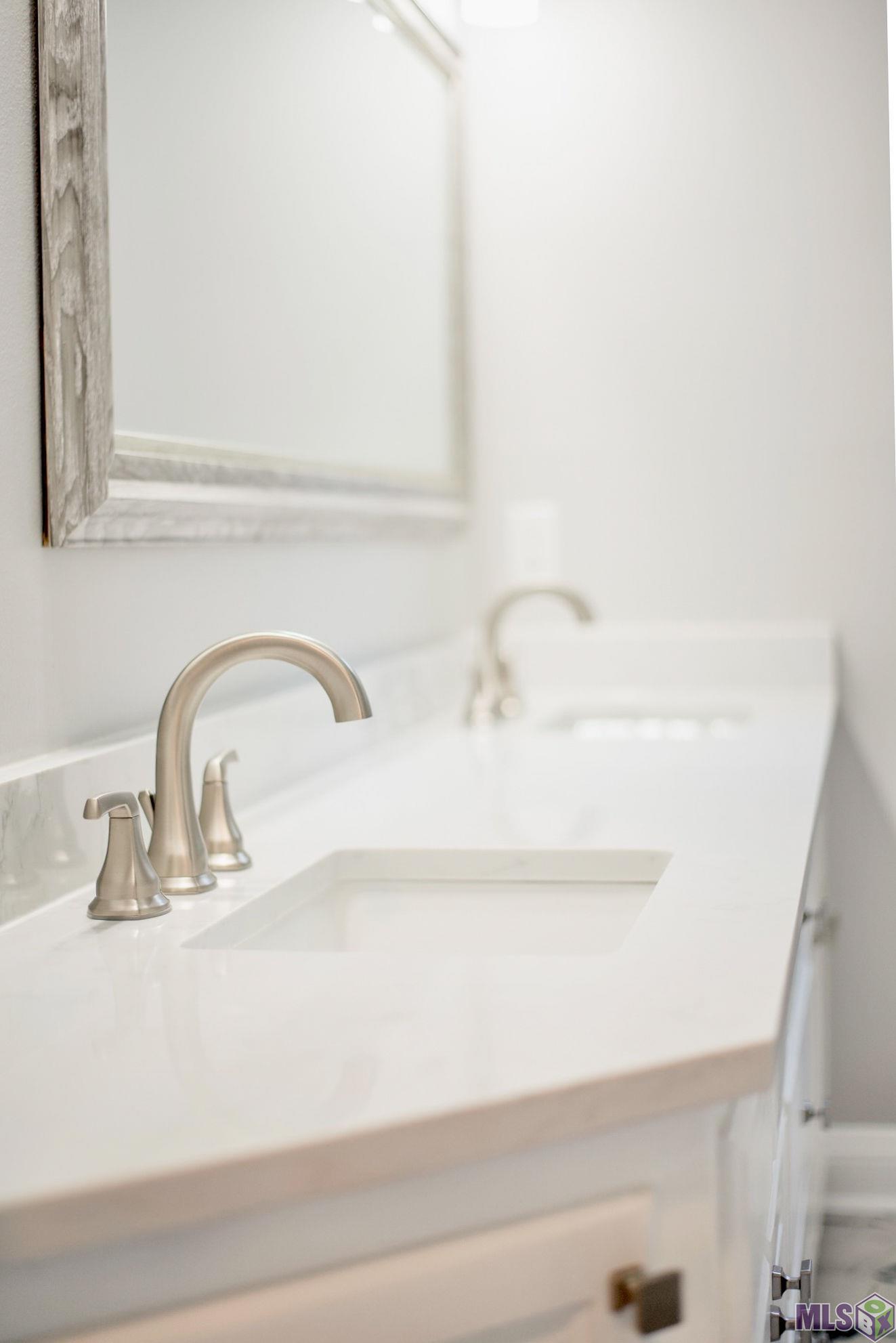 18142 Jefferson Ridge Drive Baton Rouge, LA 70817 - Photo 17 of 24 Gallery Image 17