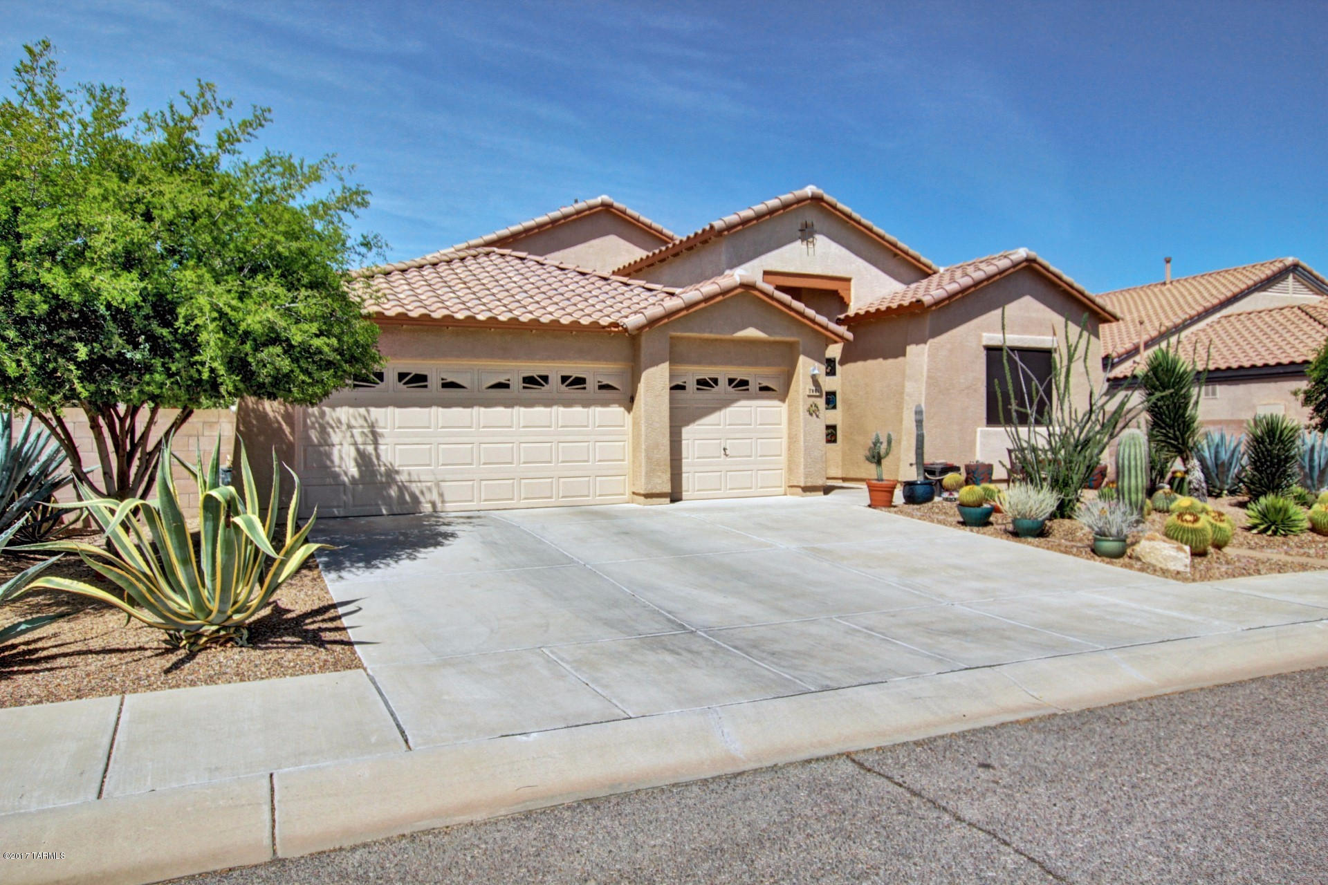 7951 North Rondure Loop Tucson, AZ 85743 - Photo 6 of 49 Gallery Image 6