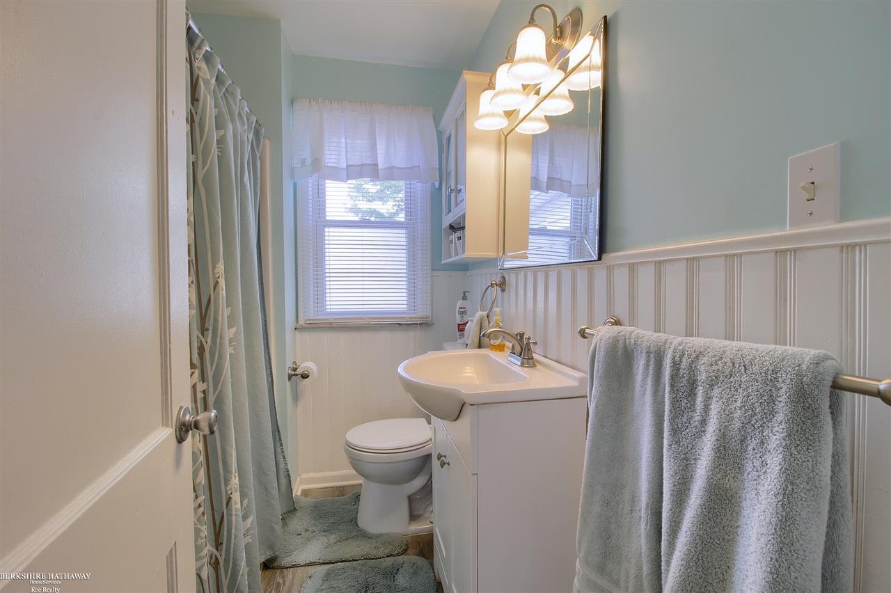 49701 Fuller Road New Baltimore, MI 48051 - Photo 20 of 27 31389264-20.JPG