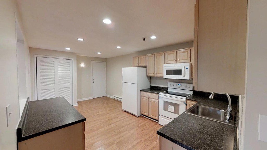 61 Spencer Road, Unit 12I Boxborough, MA 01719 - Photo 4 of 21