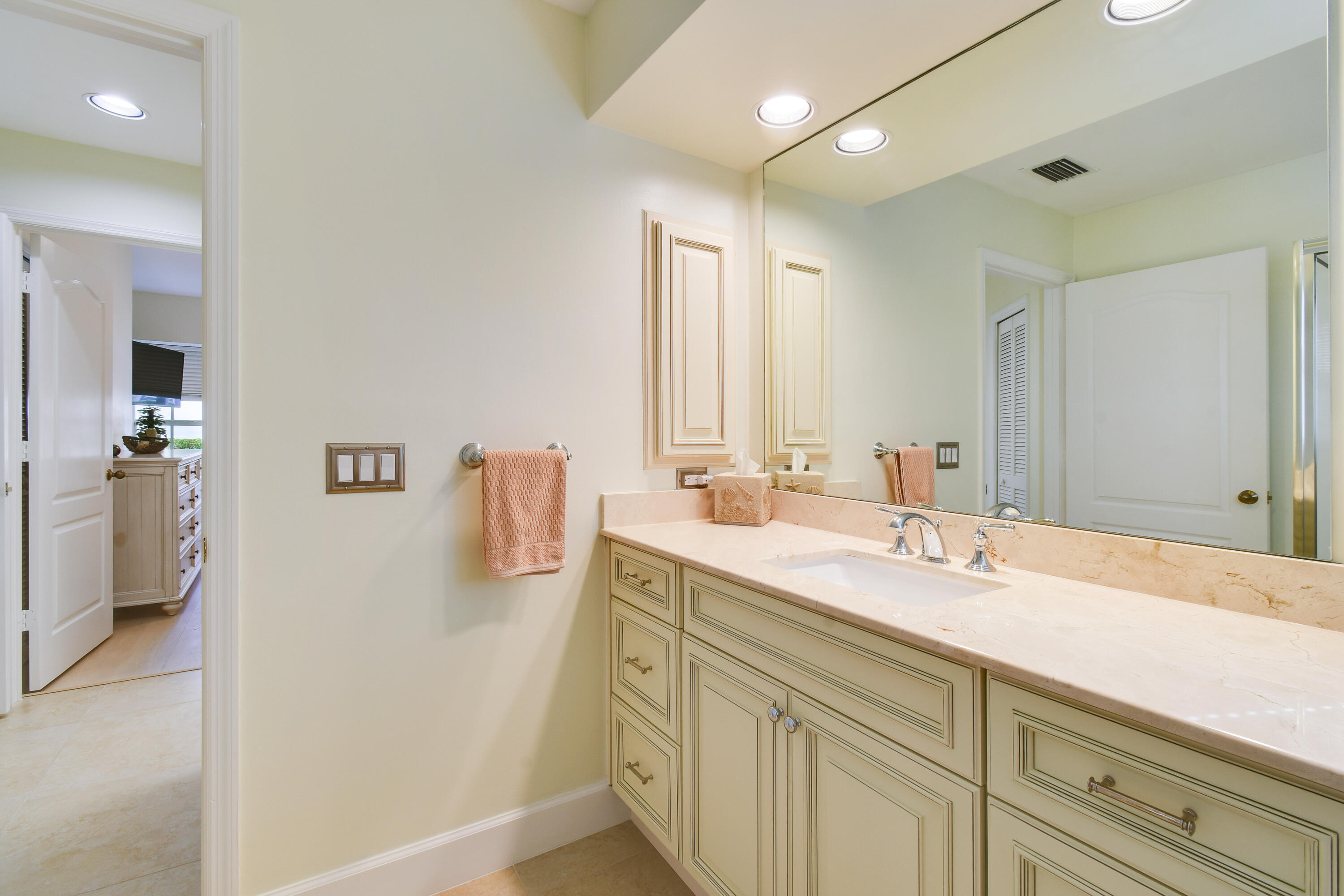 13008 Harbour Ridge Boulevard Palm City, FL 34990 - Photo 43 of 76 DSC_2313