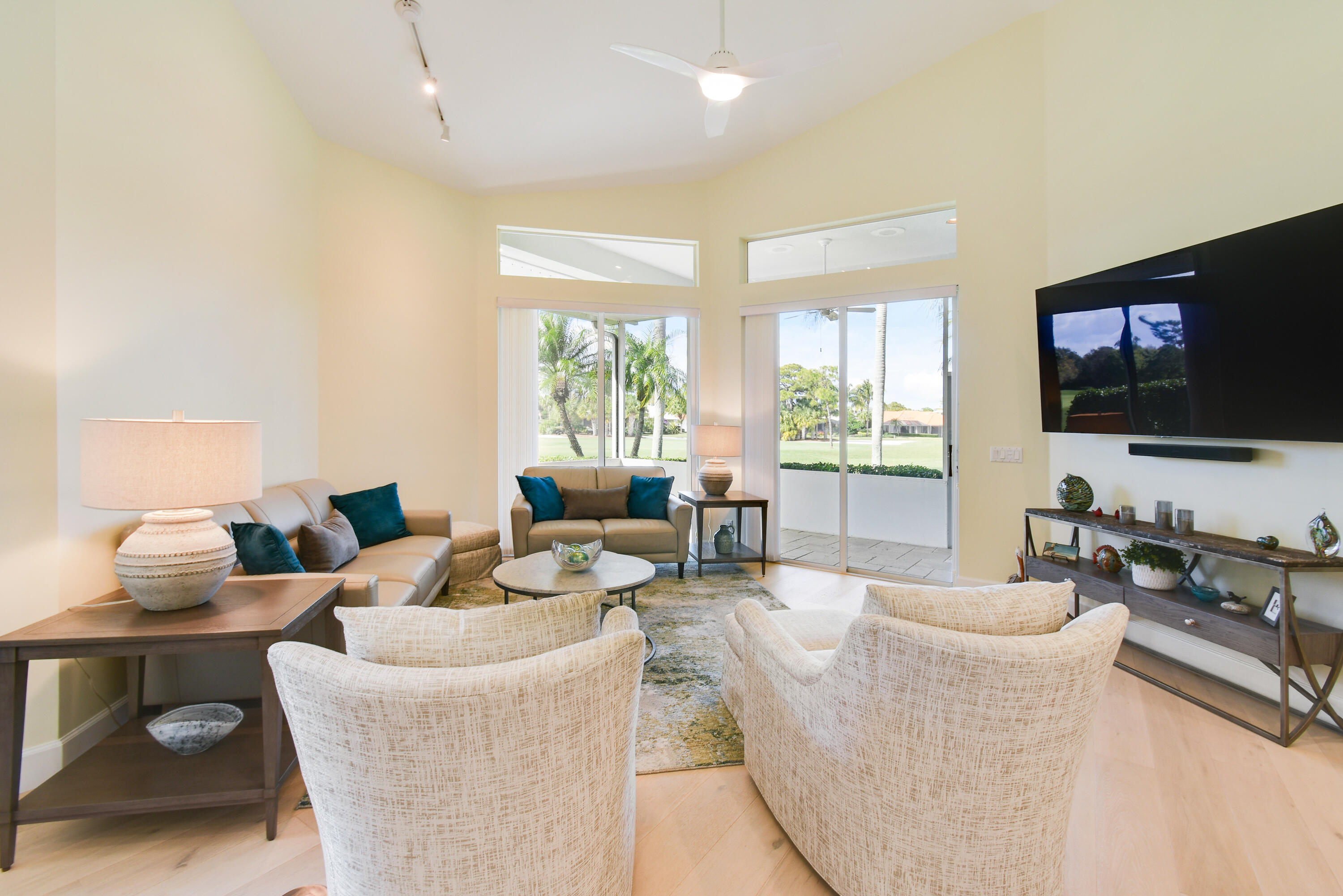 13008 Harbour Ridge Boulevard Palm City, FL 34990 - Photo 9 of 76 DSC_2410