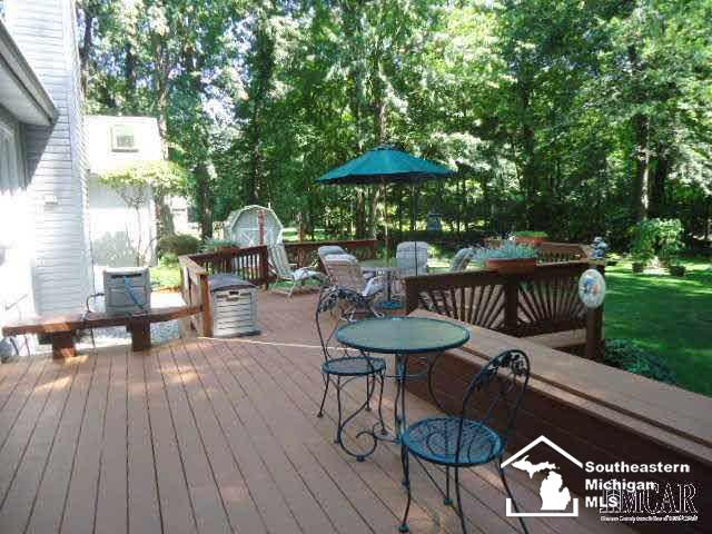 8560 Jackman Road Temperance, MI 48182 - Photo 26 of 33