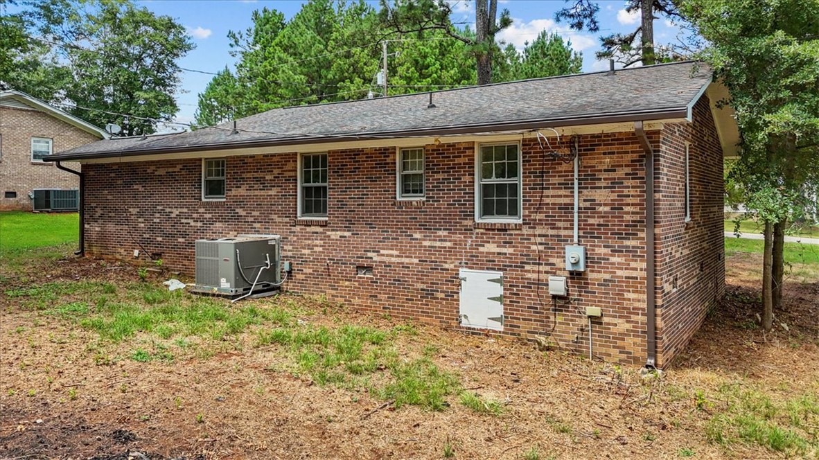 1104 Erskine Road Anderson, SC 29621 - Photo 22 of 26 Rear of Home (One Year Old HVAC)