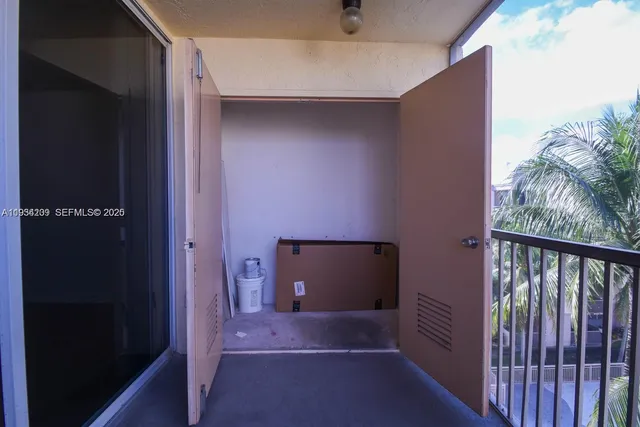 a view of outdoor space