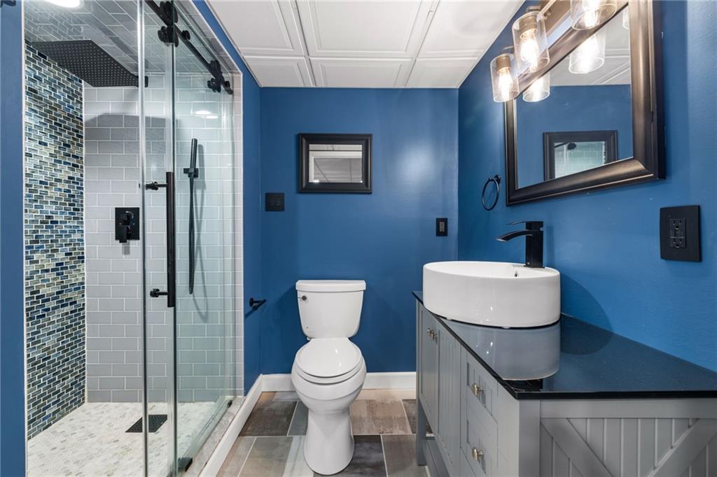 141 Ridgewood Road Coraopolis, PA 15108 - Photo 46 of 48