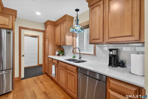 $599,000 | 47 Rt 39 So, Sherman, CT 06784