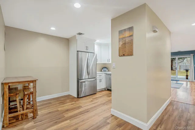 $650,000 | 103 Northwood Court, Bayport, NY 11705