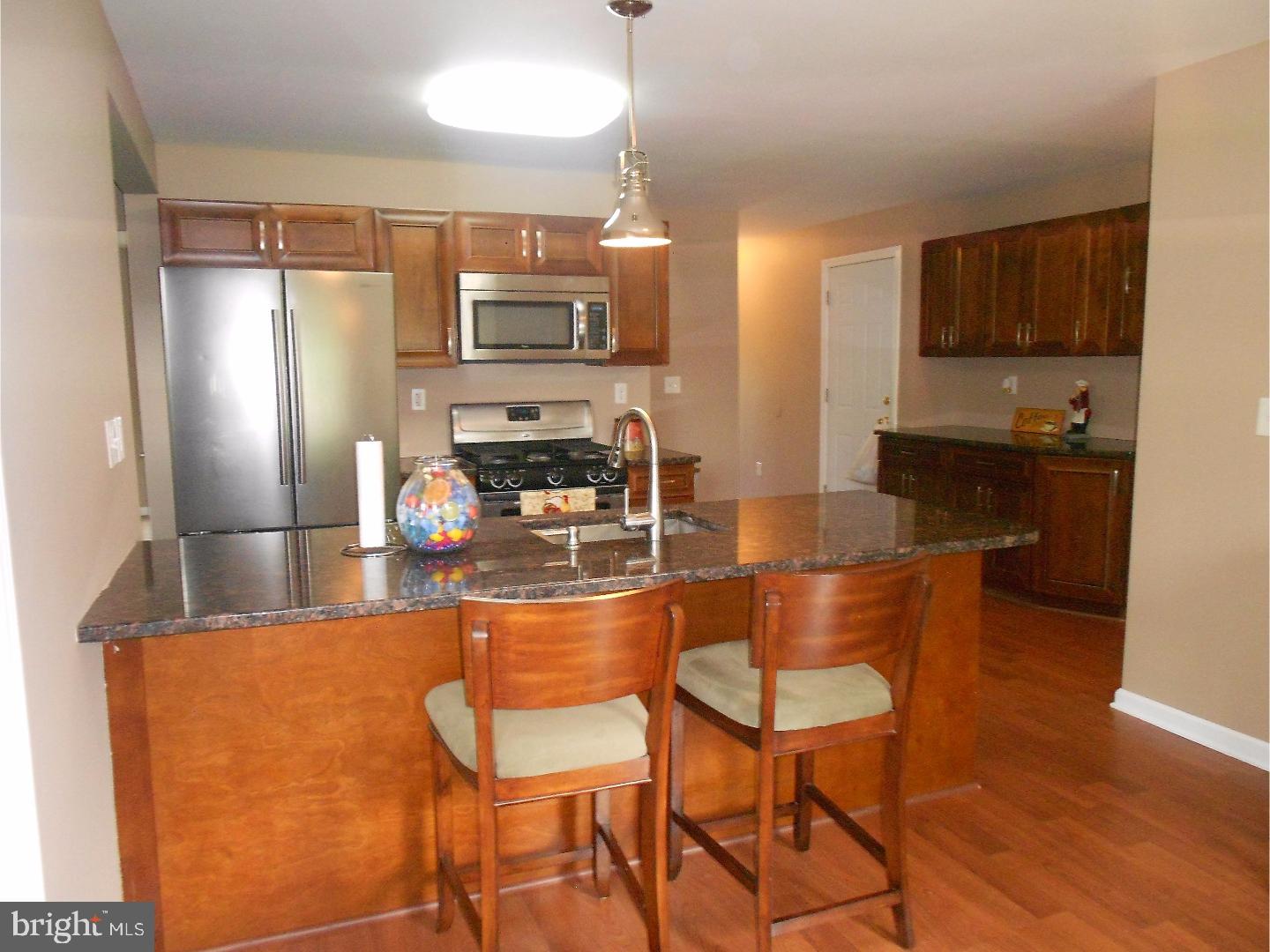 7 Whitman Road Trenton, NJ 08619 - Photo 3 of 25