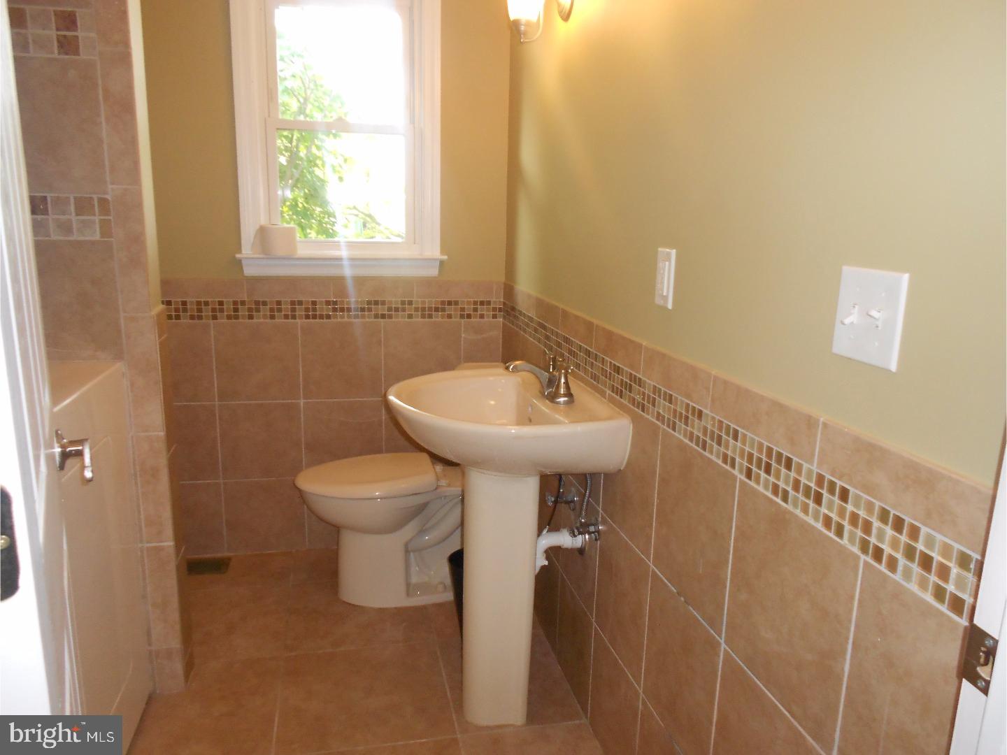 7 Whitman Road Trenton, NJ 08619 - Photo 22 of 25