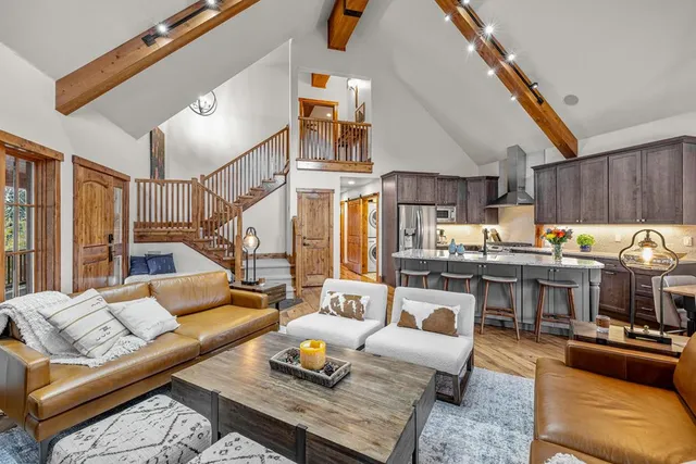 $1,995,000 | 12 Haystack Court, Donnelly, ID 83615