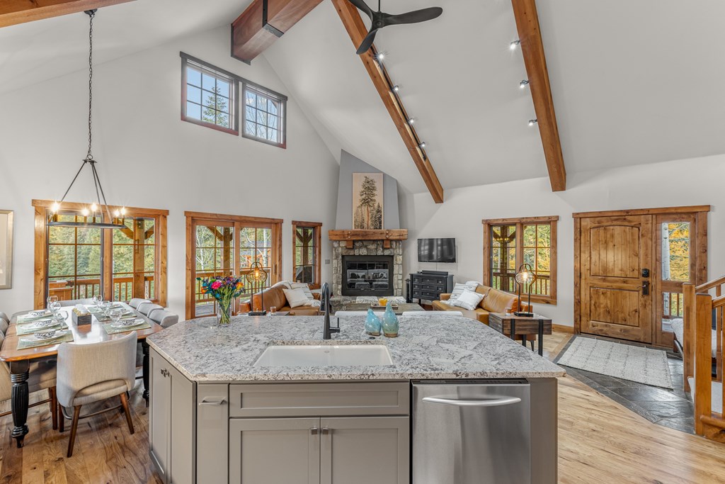 12 Haystack Court Donnelly, ID 83615 - Photo 16 of 64