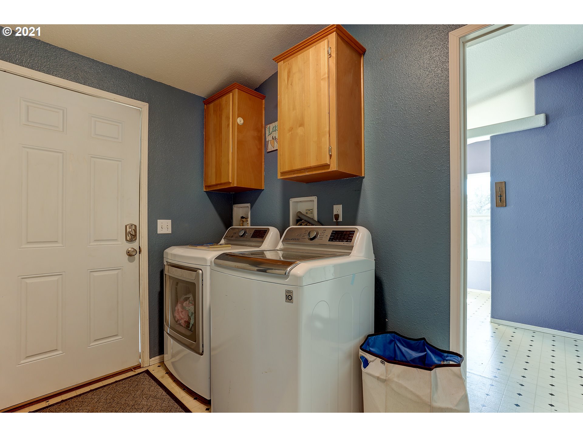 1313 Southwest Bent Loop Powell Butte, OR 97753 - Photo 22 of 30 Gallery Image 22