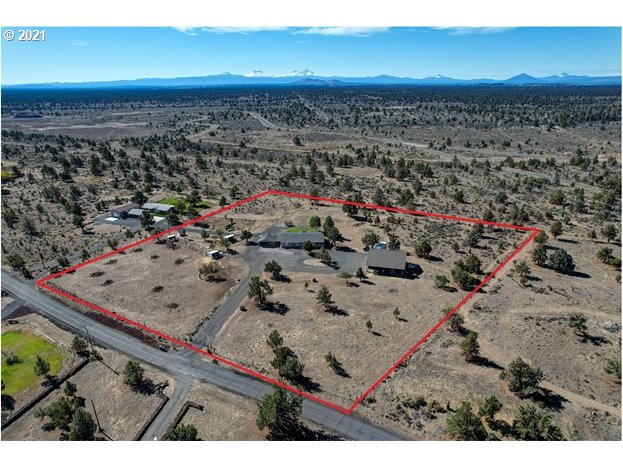 1313 Southwest Bent Loop Powell Butte, OR 97753 - Photo 30 of 30 Gallery Image 30
