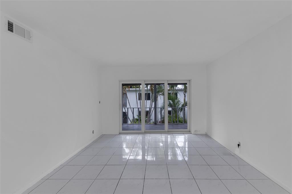 2151 Northeast 42nd Court, Unit 230 Lighthouse Point, FL 33064 - Photo 18 of 40 a view of entryway