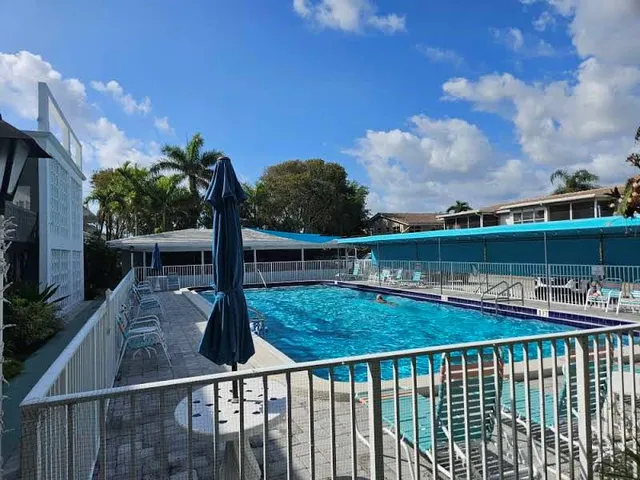 $150,000 | 2151 Northeast 42nd Court, Unit 230, Lighthouse Point, FL 33064