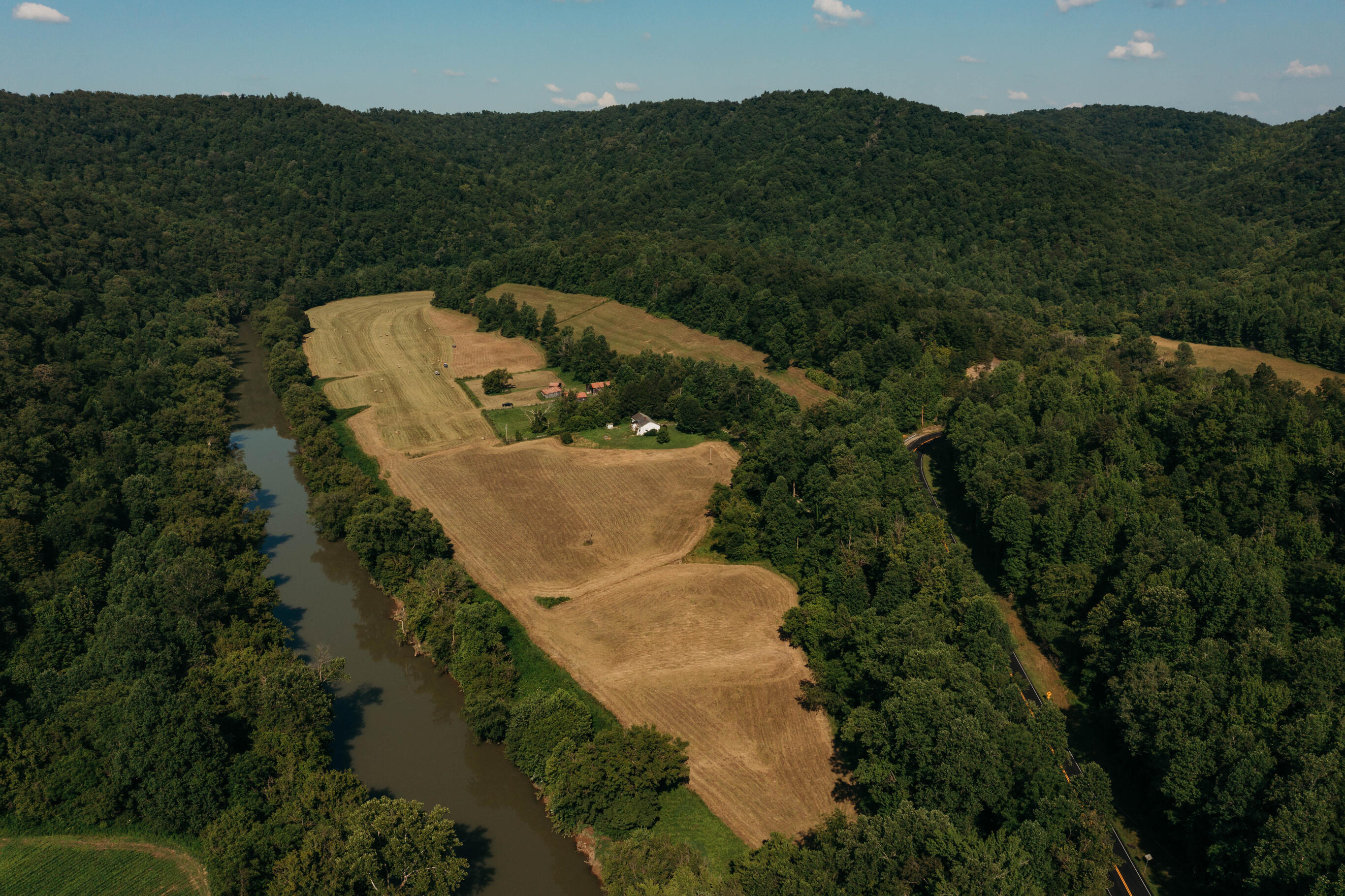 251 Everett Byrd Road Ricetown, KY 41364 - Photo 18 of 54 251 Everett Byrd Rd8