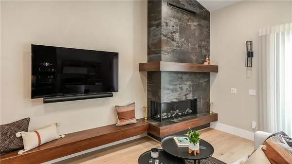 $1,078,000 | 325 Charles Herrmann Way, Unit 325, Penn Yan, NY 14527