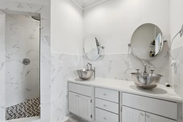 $1,050,000 | 126 Trousdale Ferry Pike, Gordonsville, TN 38563