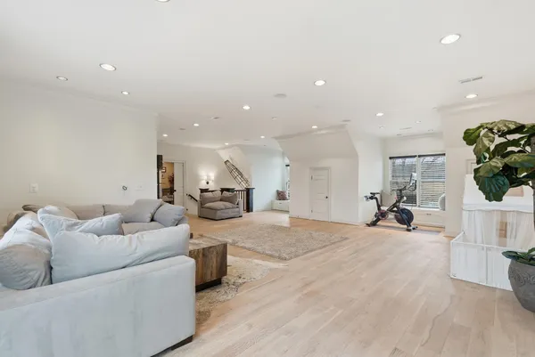 $1,050,000 | 126 Trousdale Ferry Pike, Gordonsville, TN 38563