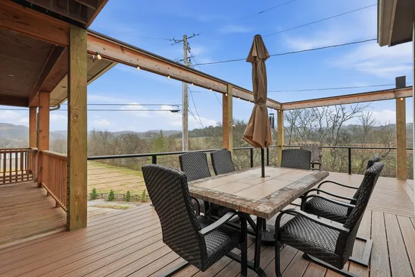 $1,050,000 | 126 Trousdale Ferry Pike, Gordonsville, TN 38563