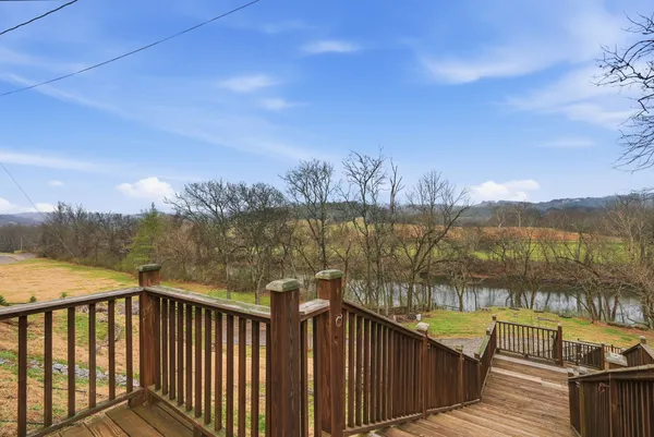 $1,050,000 | 126 Trousdale Ferry Pike, Gordonsville, TN 38563