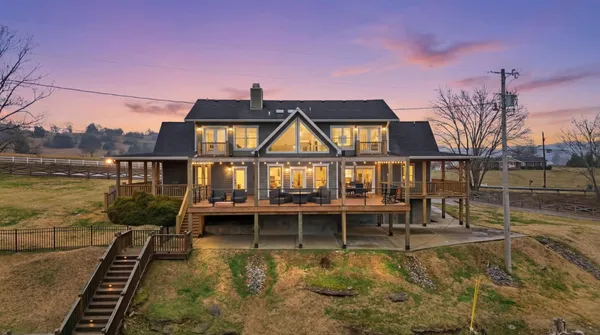 $1,050,000 | 126 Trousdale Ferry Pike, Gordonsville, TN 38563