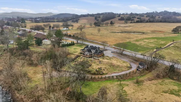 $1,050,000 | 126 Trousdale Ferry Pike, Gordonsville, TN 38563