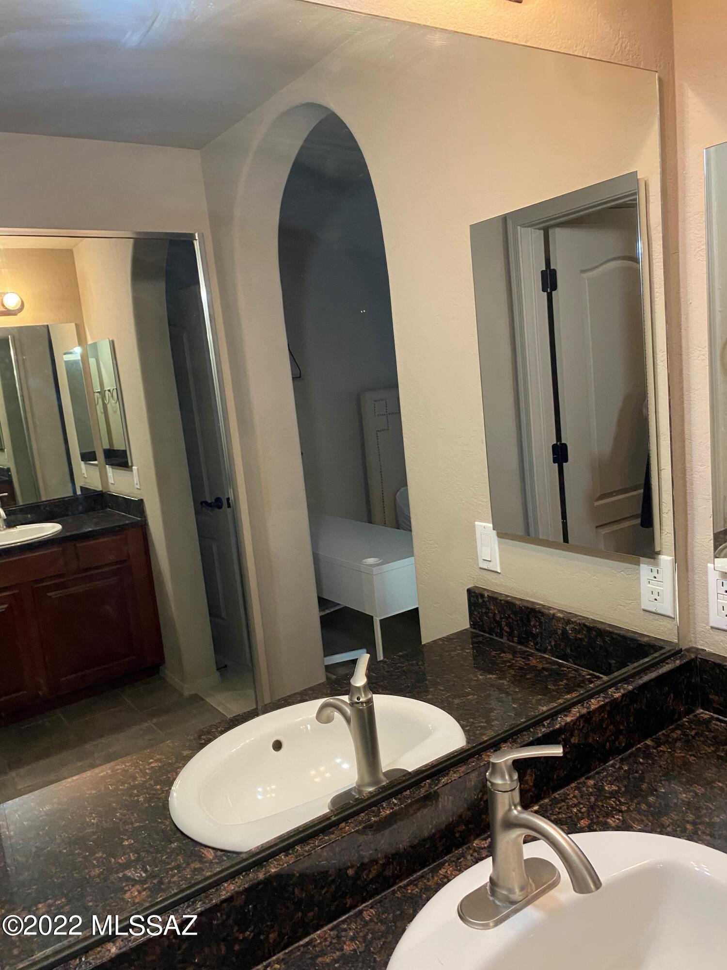 2550 East River Road, Unit 5206 Tucson, AZ 85718 - Photo 15 of 22