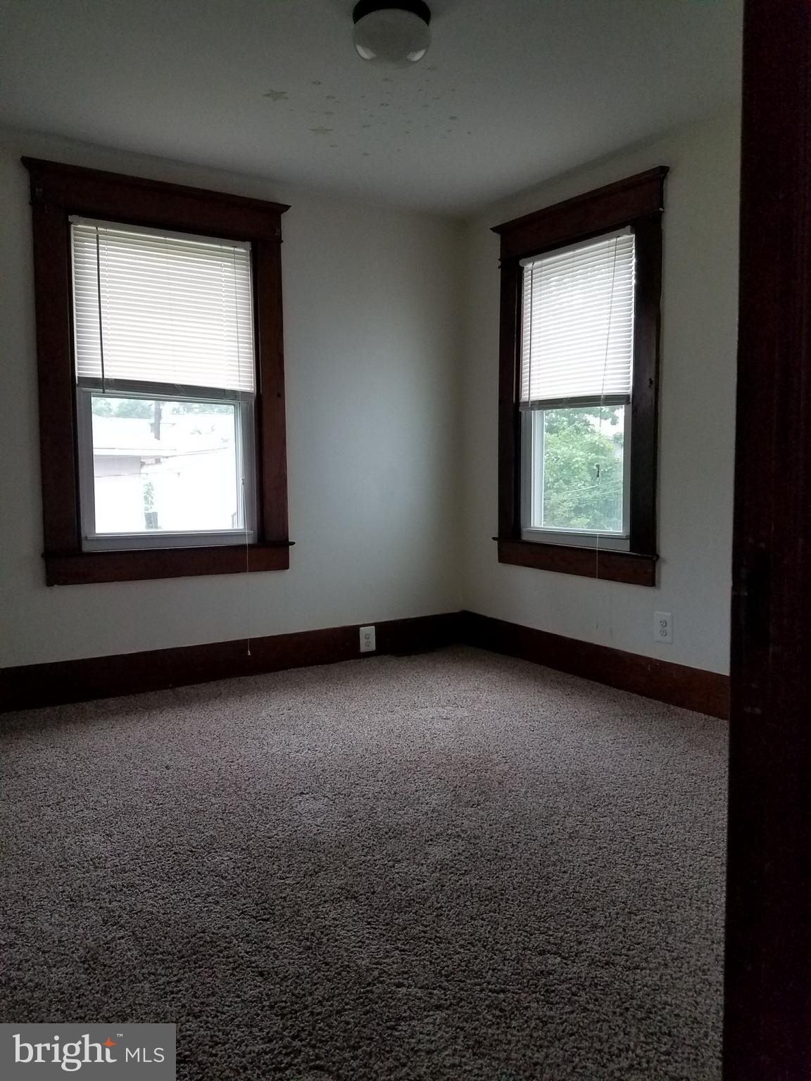 3642 Hineline Road Baltimore, MD 21229 - Photo 9 of 22 Bedroom