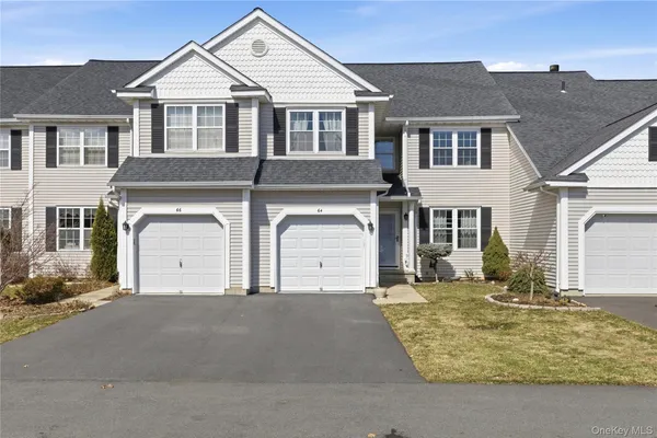 $740,000 | 64 Tee Lane, Red Hook, NY 12571