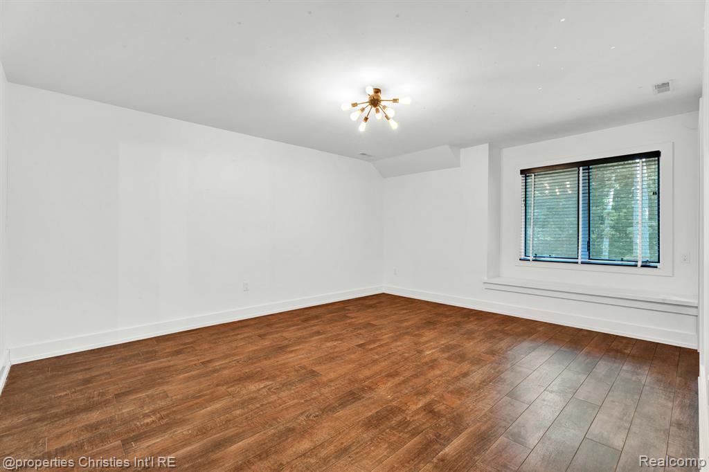 5080 Tootmoor Road Bloomfield Hills, MI 48302 - Photo 42 of 54