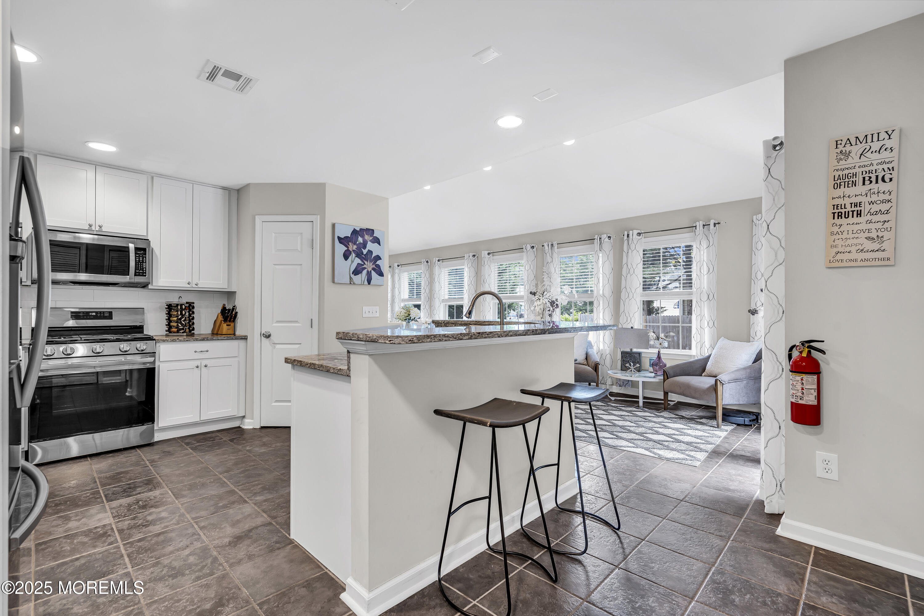 167 Captain Road Manahawkin, NJ 08050 - Photo 29 of 86 042_dsc05000_351