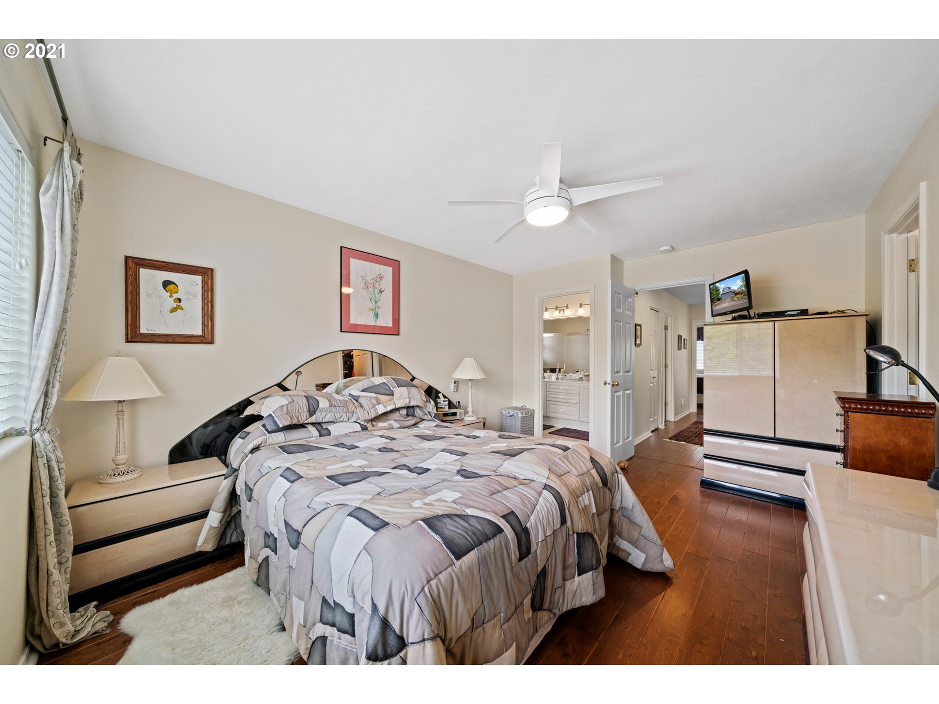15923 Northwest Rondos Drive Portland, OR 97229 - Photo 17 of 32 Gallery Image 17