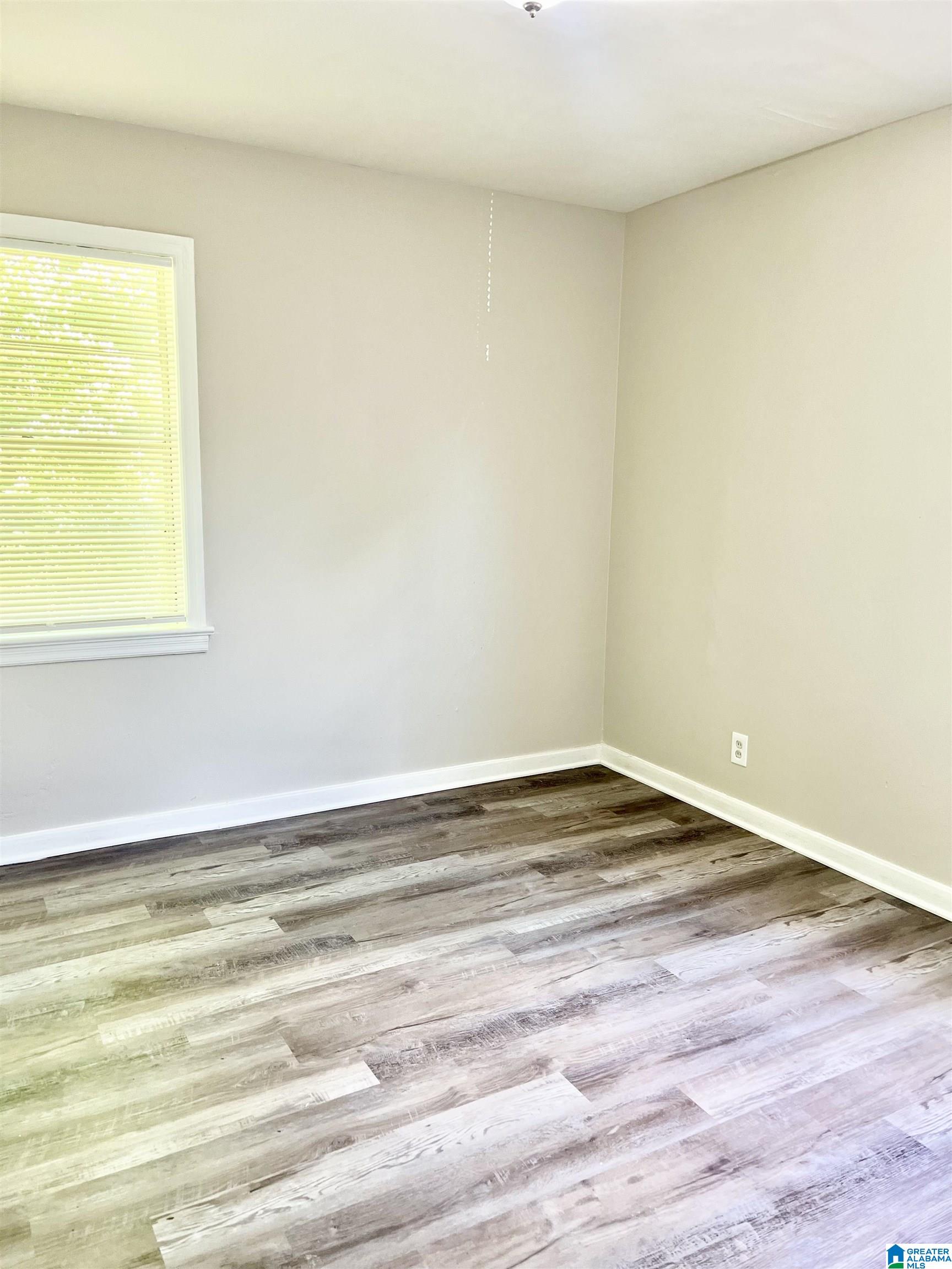 641 Center Way Southwest Birmingham, AL 35211 - Photo 8 of 11