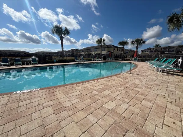 $3,000 | 9136 Fox Sparrow Road, Tampa, FL 33626