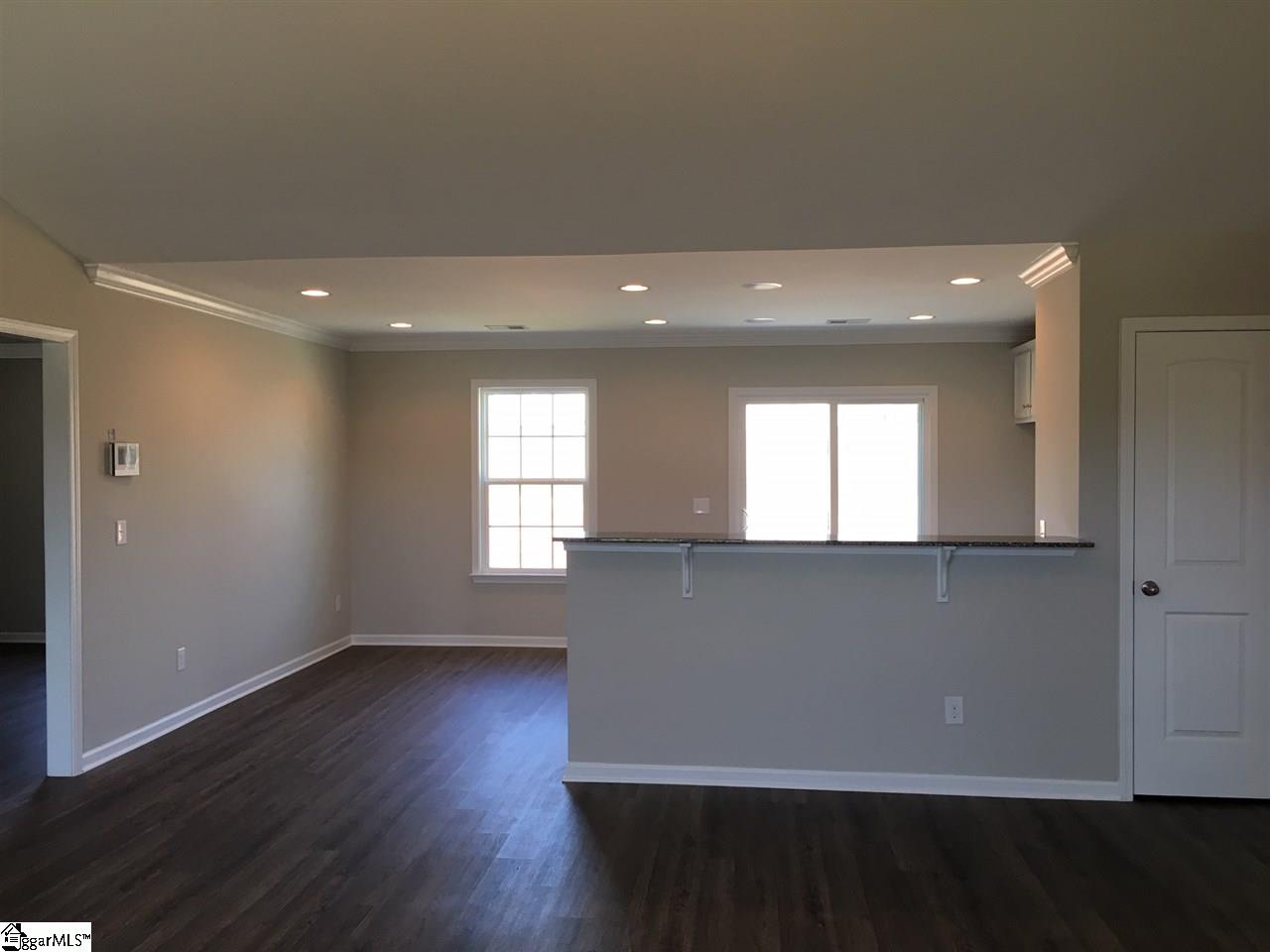 6 Snowy Court Fountain Inn, SC 29644 - Photo 2 of 9 Gallery Image 2