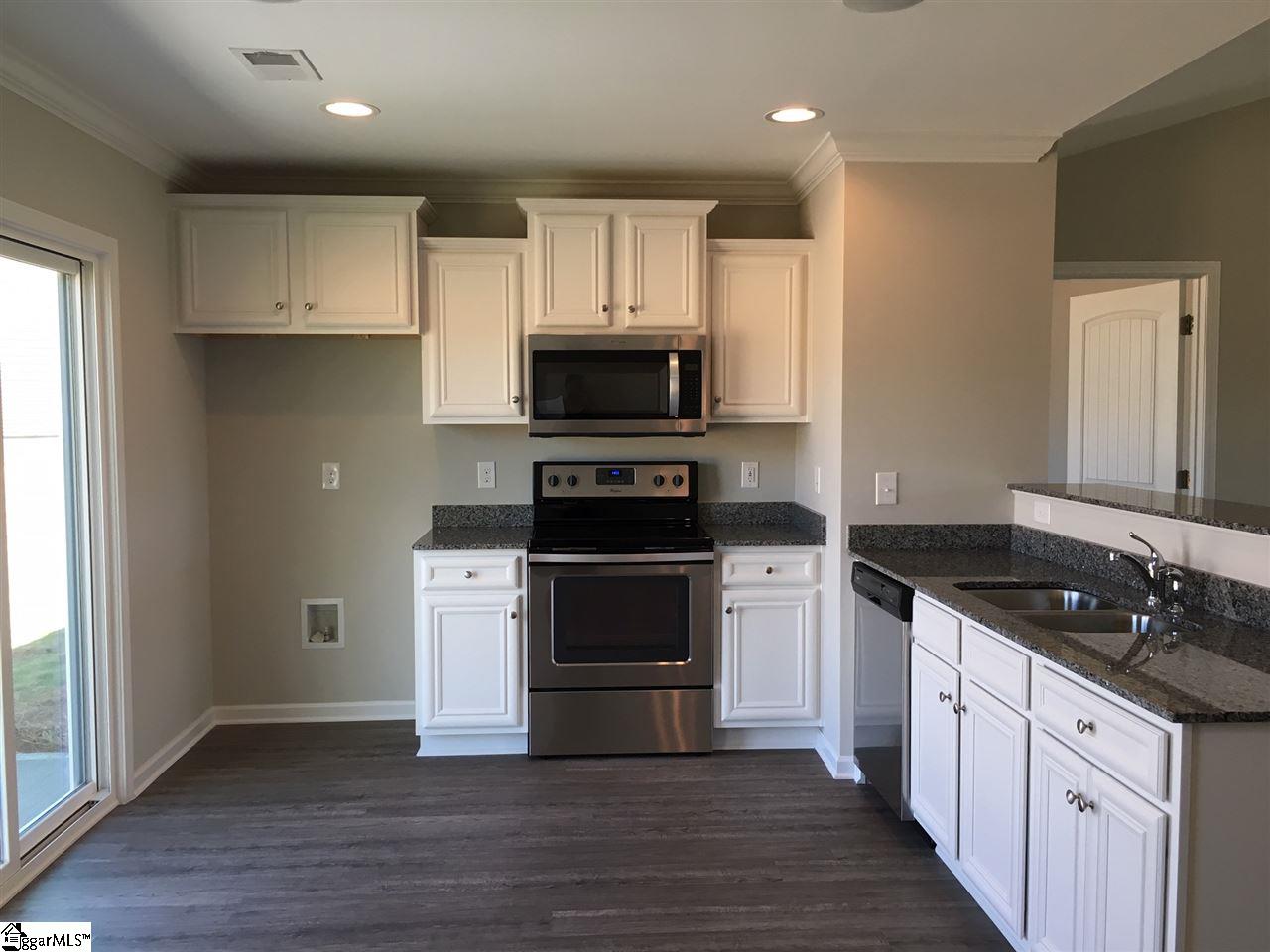 6 Snowy Court Fountain Inn, SC 29644 - Photo 3 of 9 Gallery Image 3