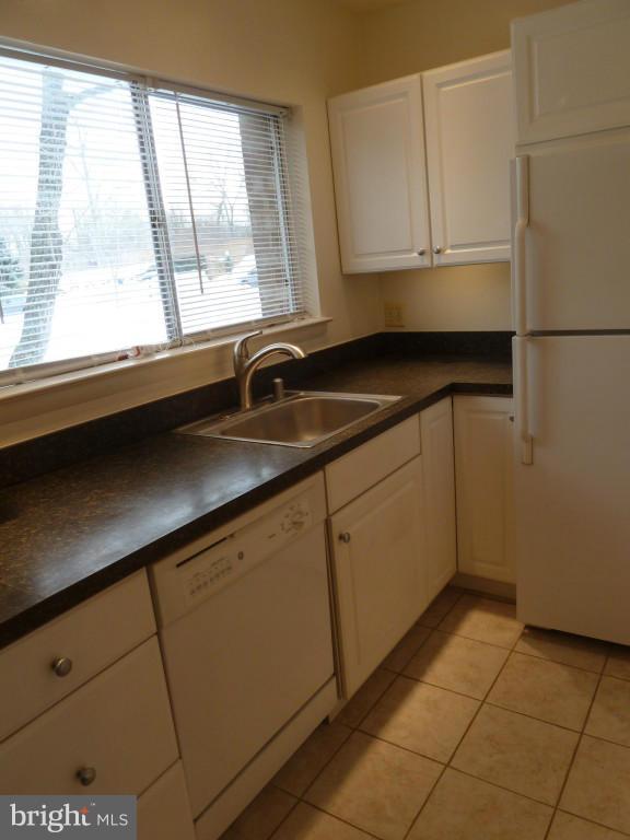 11616 Vantage Hill Road, Unit 11B Reston, VA 20190 - Photo 5 of 13 Interior (General)