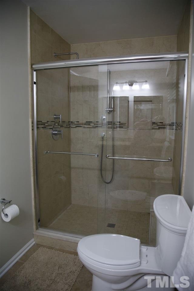 212 Kingsmill Road Cary, NC 27511 - Photo 13 of 25 Gallery Image 13