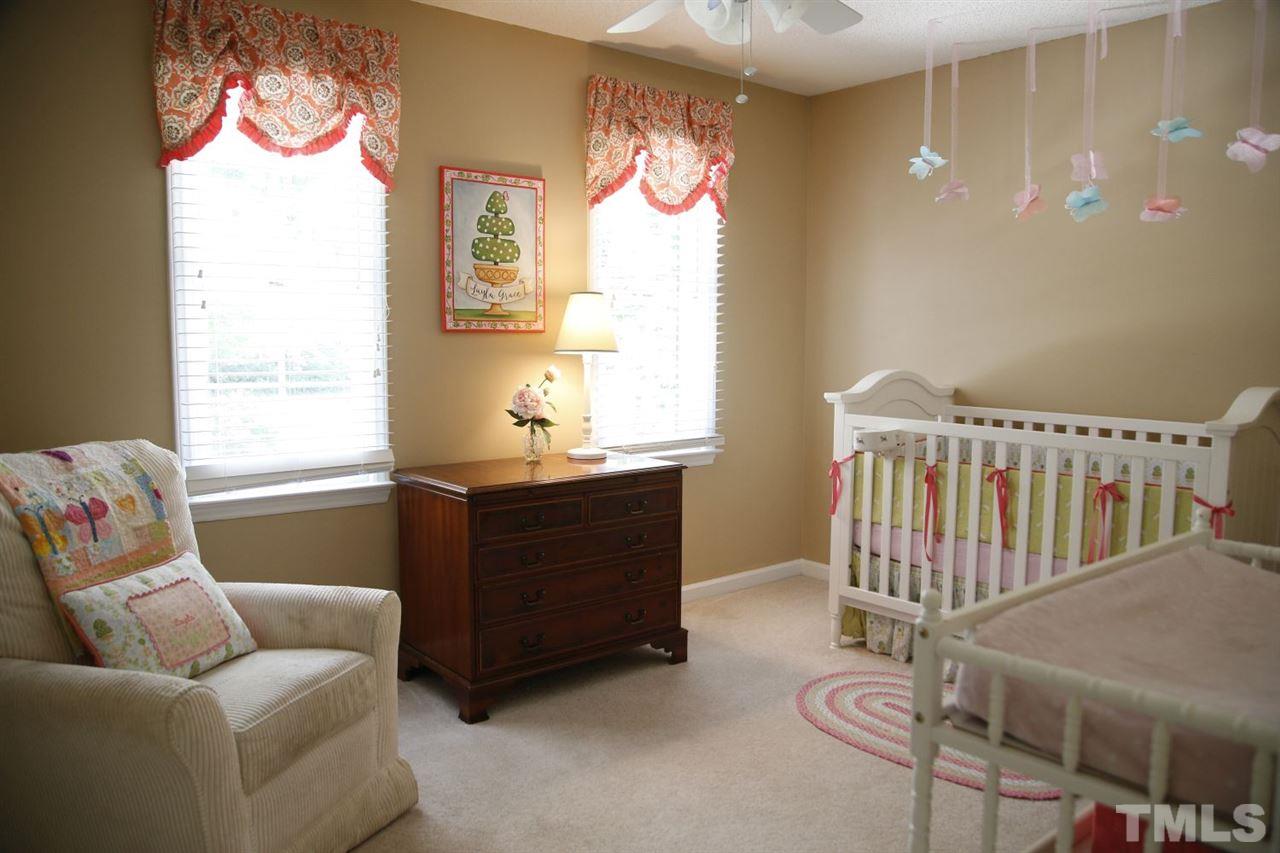 212 Kingsmill Road Cary, NC 27511 - Photo 16 of 25 Gallery Image 16